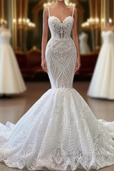 Charming Sleeveless Spaghetti Straps Mermaid Wedding Dresses with Ruffles